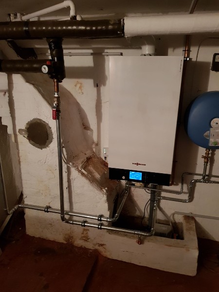 Vitodens 200-W in een kelder in Brasschaat