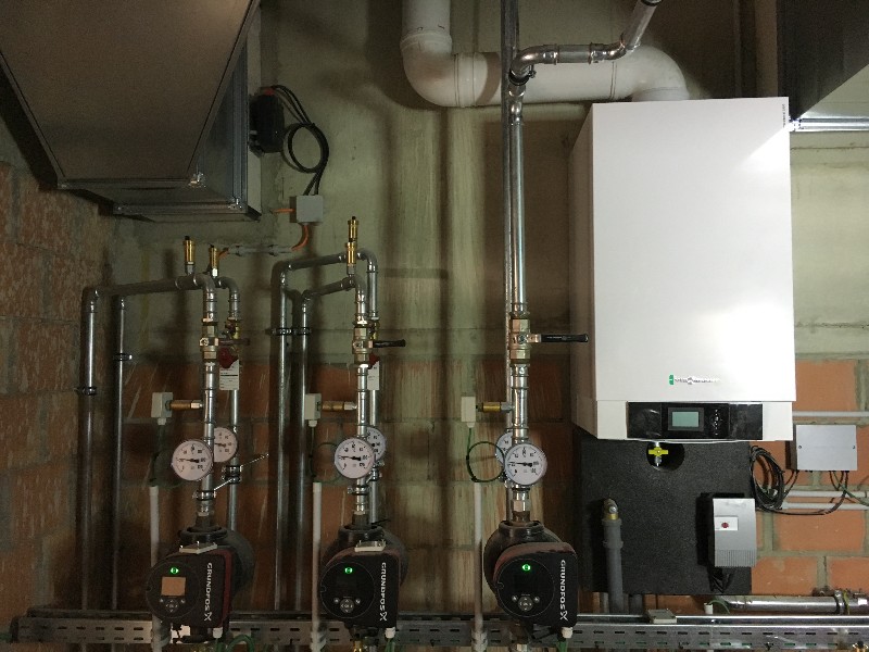 Vitodens 200-W van 69 kW met drie pompgroepen in Hoboken